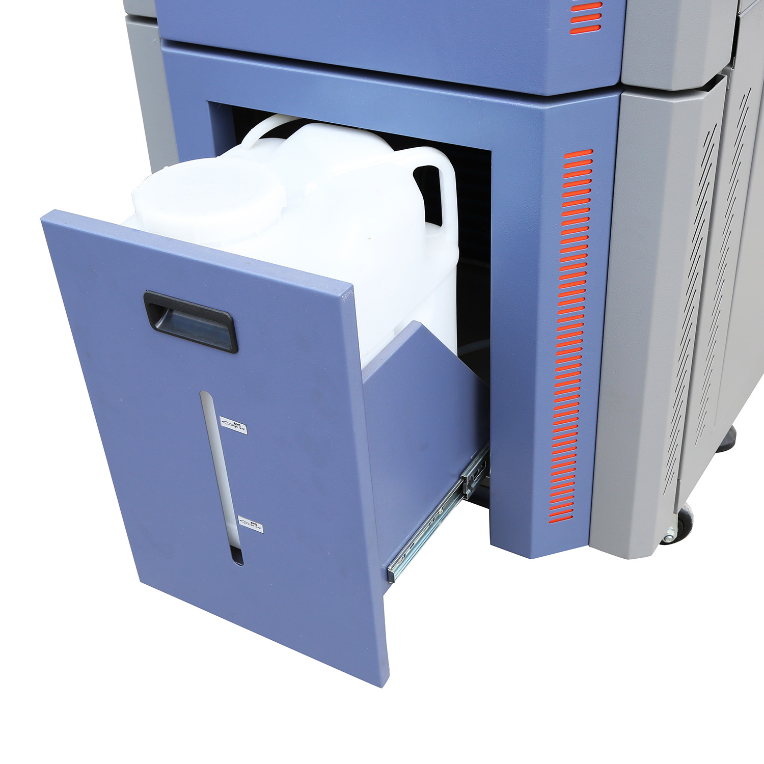 恒溫恒濕試驗(yàn)箱水箱應(yīng)該加什么水？